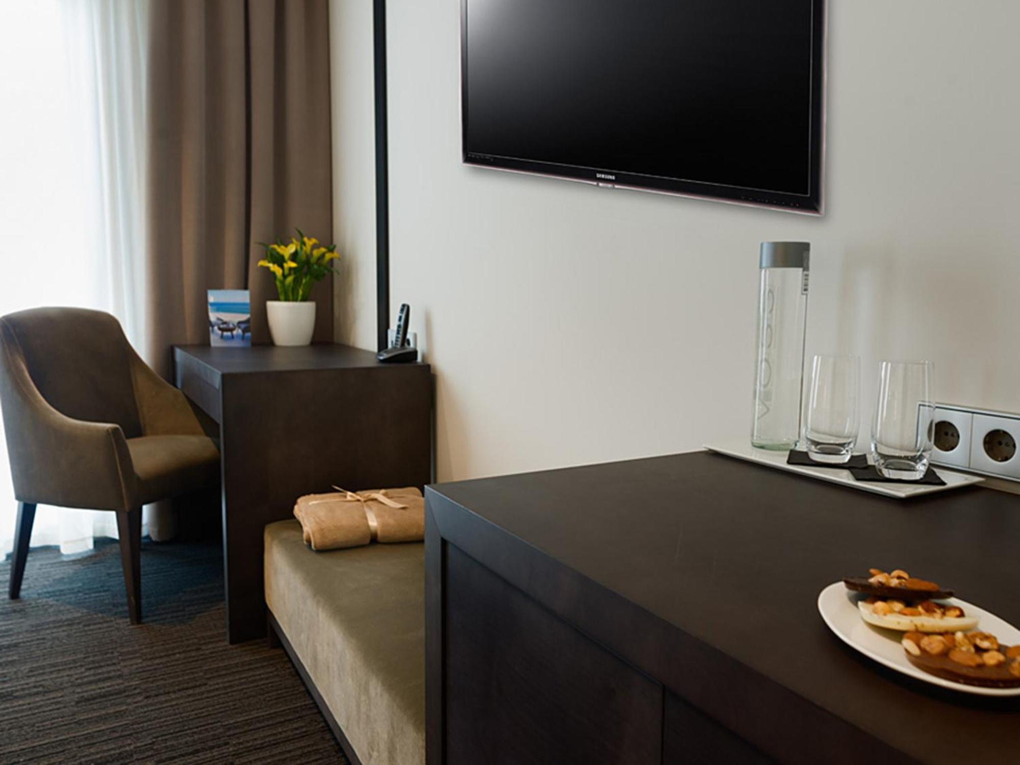 Cosmopolita Hotel Boutique & Spa Platja d'Aro Quarto foto